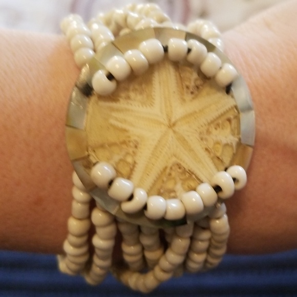 NWOT Stretchy Starfish/Ocean Bracelet - Picture 2 of 4